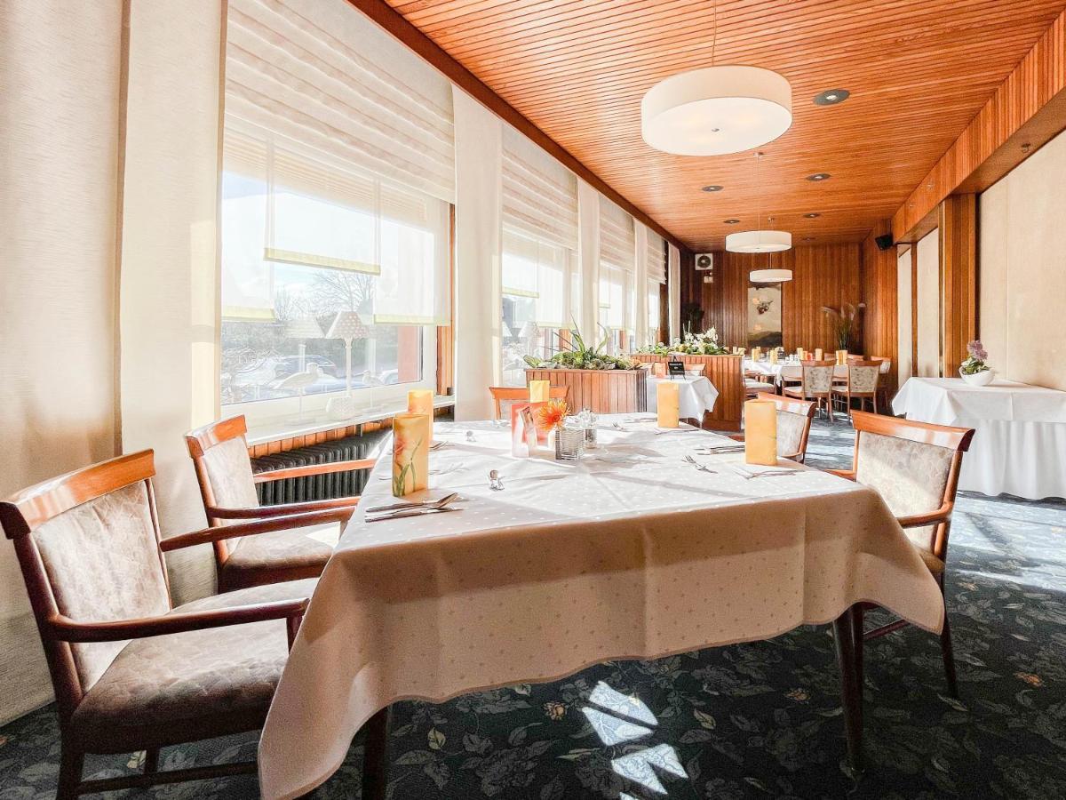 Hotel-Restaurant Vier Linden シュターデ エクステリア 写真