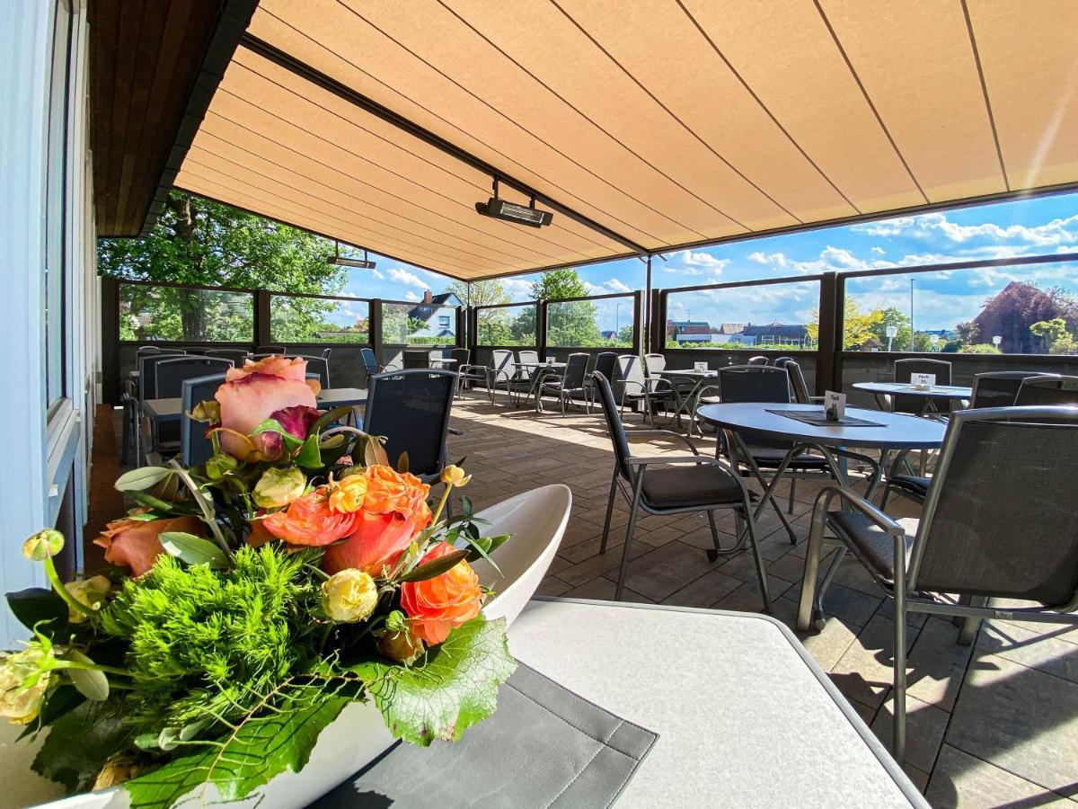 Hotel-Restaurant Vier Linden シュターデ エクステリア 写真