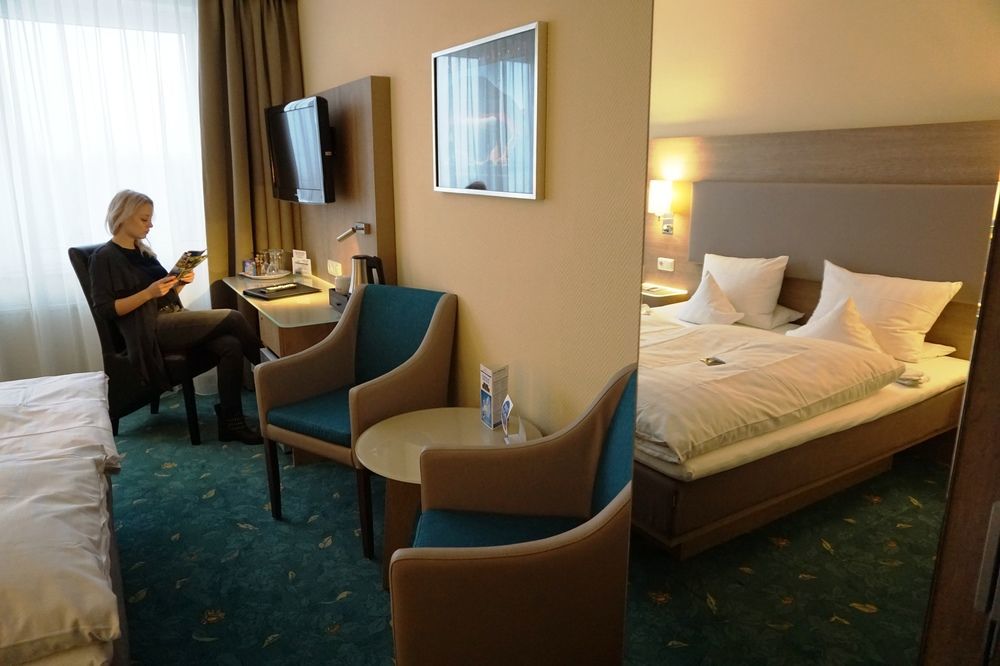 Hotel-Restaurant Vier Linden シュターデ エクステリア 写真
