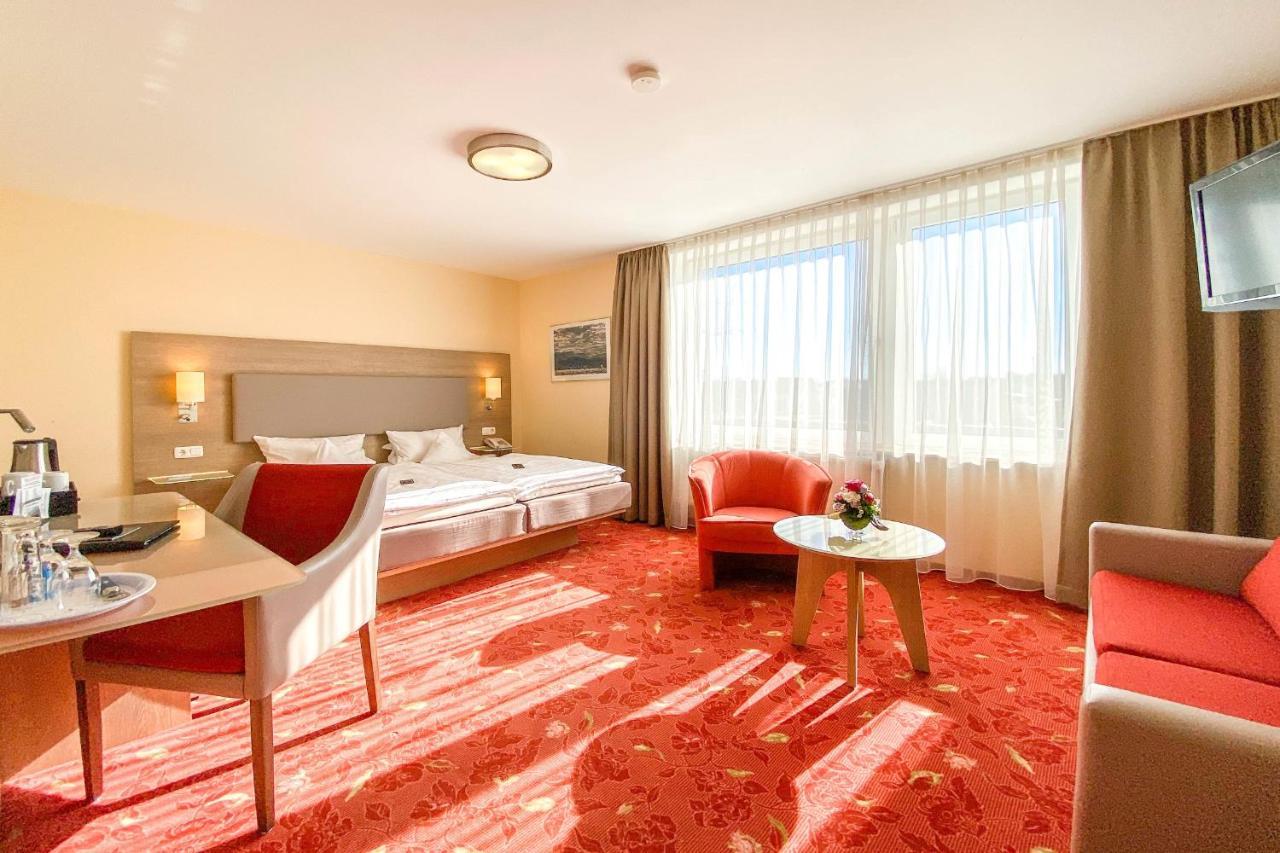 Hotel-Restaurant Vier Linden シュターデ エクステリア 写真